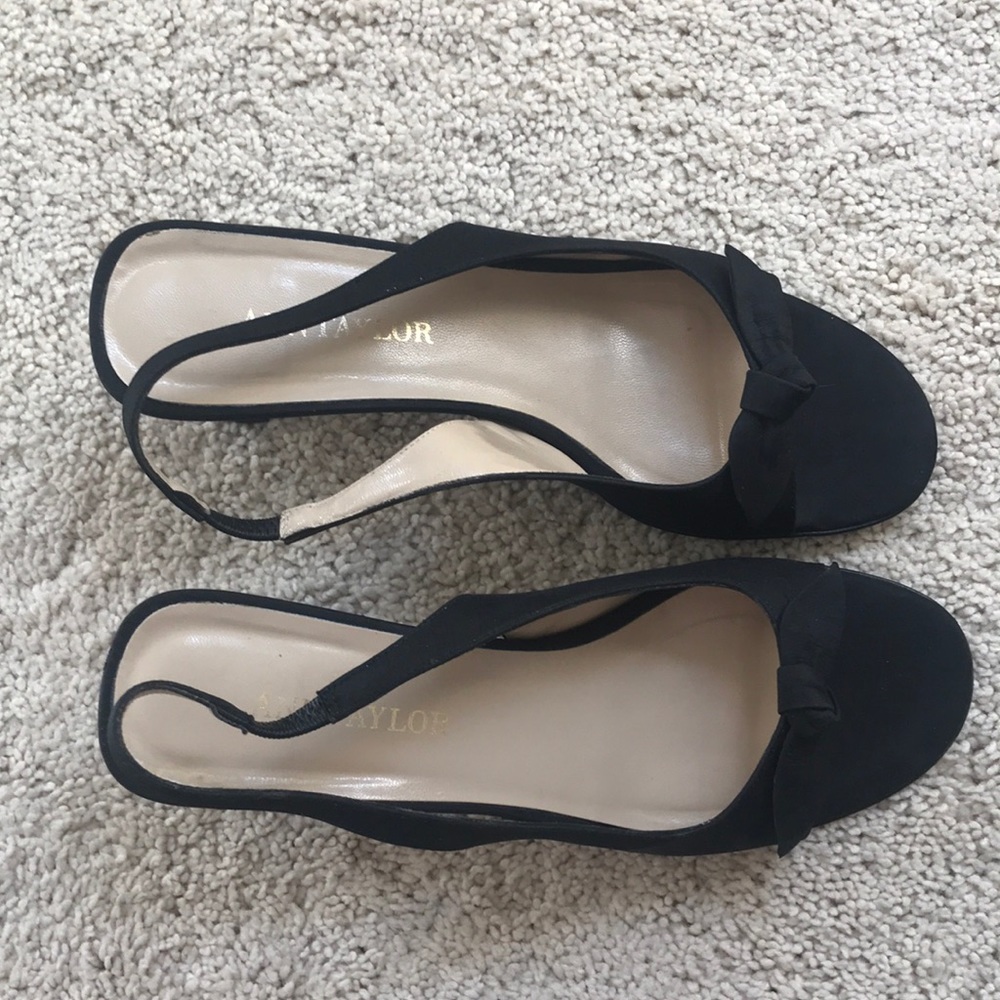 Ann Taylor black sling back shoes 8 1/2.